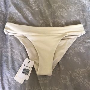 Lspace Veronica Bottoms NWT